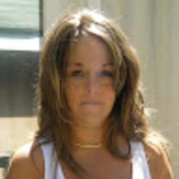 Meet your Posher, Cindy - Picture 1 of 1